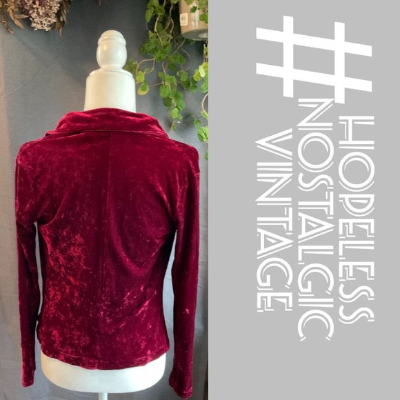 Burgundy Velvet Betsey Johnson Button Down ASO Sabrina The Teenage Witch - Picture 3 of 3